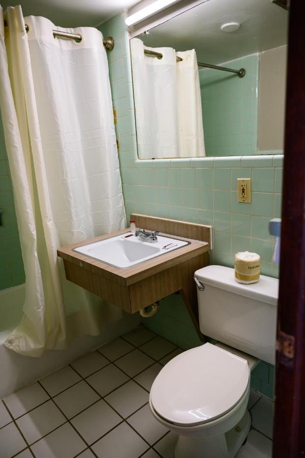 Oaks Motel Greensboro Nc מראה חיצוני תמונה